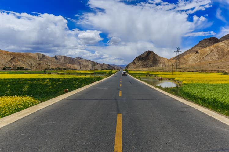 strada statale 318 in Tibet