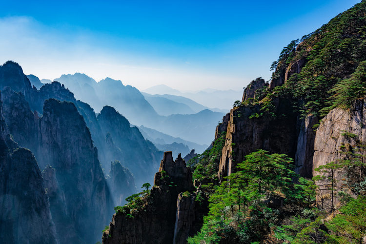 Monti Huangshan